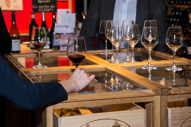 Wine and cheese tasting in Bastille - Why this Bastille wine-and-cheese stop makes sense