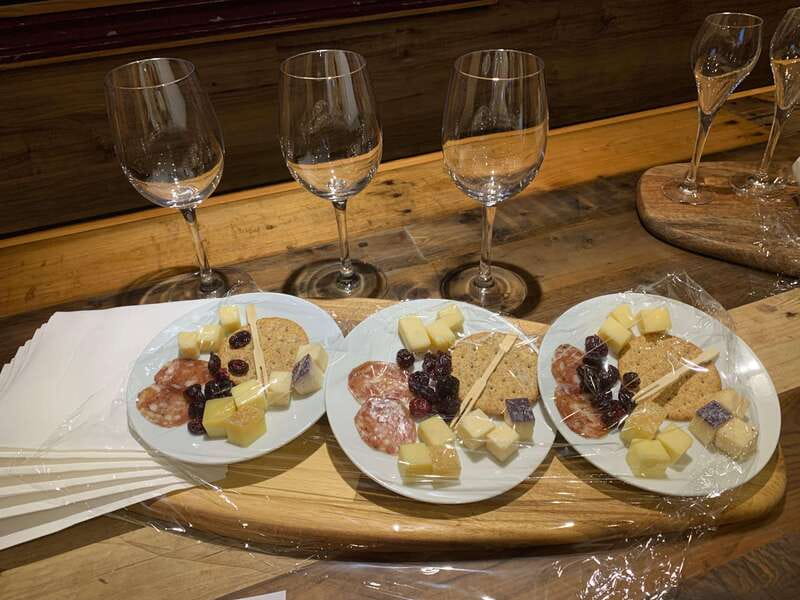 Wine & Cheese Afternoon Wine Tours in NOTL - Key things to know before you go