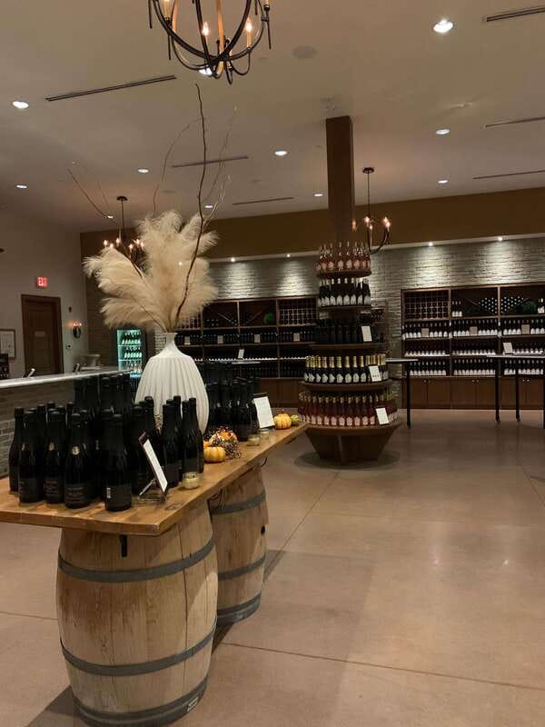 Wine & Cheese Afternoon Wine Tours in NOTL - A taught tasting day: what makes the wine-and-cheese format work