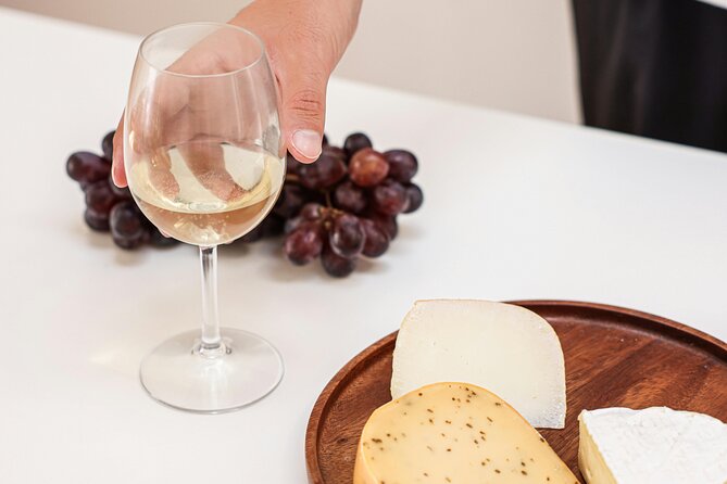 Wine & Cheese in Montmartre: A True Taste of France 6-ppl Max - Practical prep: shoes, weather, and comfort