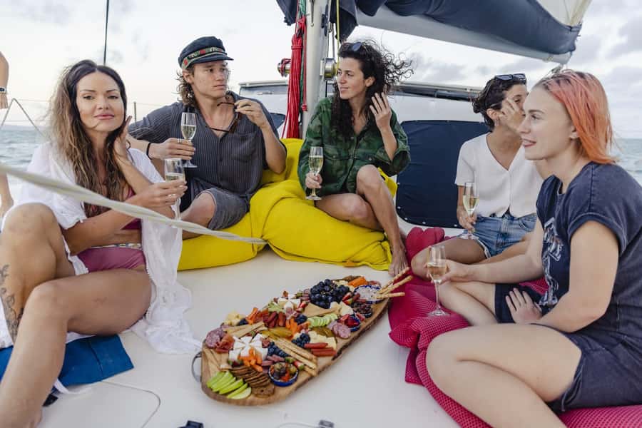 Yeppoon: Sunset Cruise w/ Cheese Platter & Champagne - Yeppoon Sunset Cruise on Capricorn Coast Waters
