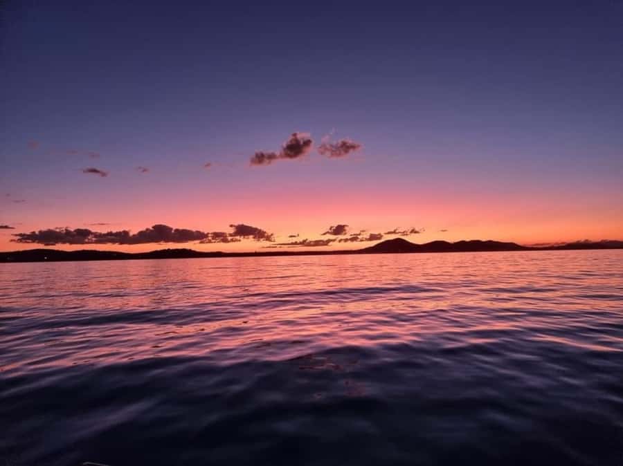 Yeppoon: Sunset Cruise w/ Cheese Platter & Champagne - The 90-Minute Flow: From Boarding to Golden Hour