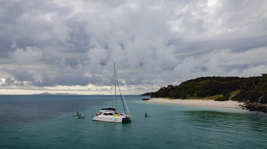 Yeppoon: Sunset Cruise w/ Cheese Platter & Champagne - Who This Sunset Cruise Fits Best
