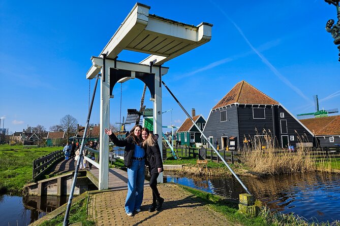 Zaanse Schans and Cheese Tasting Guided Tour from Amsterdam - Stop 2: Clogs at the Wooden Shoe Workshop Annex (Kooijman)