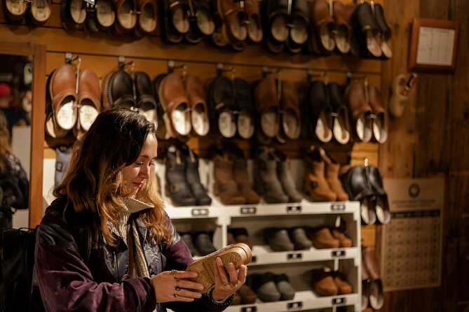 Zaanse Schans and Cheese Tasting Guided Tour from Amsterdam - Windmills vs. Clogs and Cheese: Know What You’re Signing Up For