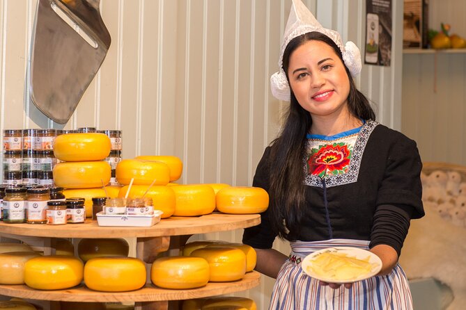 Zaanse Schans Windmills, Cheese and Volendam Tour from Amsterdam - Quick hits you’ll feel from the start