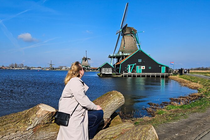 Zaanse Schans Windmills, Cheese and Volendam Tour from Amsterdam - Cheese farm in Utrecht: short visit, big flavor payoff