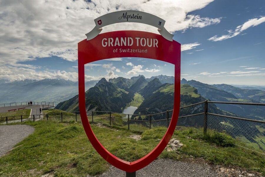 Zurich: Appenzell Day Trip with Farm Visit & Cheese Tasting - Should you book this Zurich to Appenzell day trip?