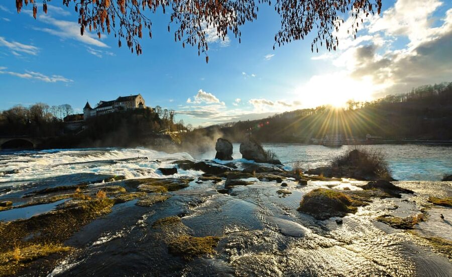 Zurich: Rhine Falls, Chocolate & Cheese Factory Day Trip - How the Full Day Works: Comfort on the Coach and the Split Schedule