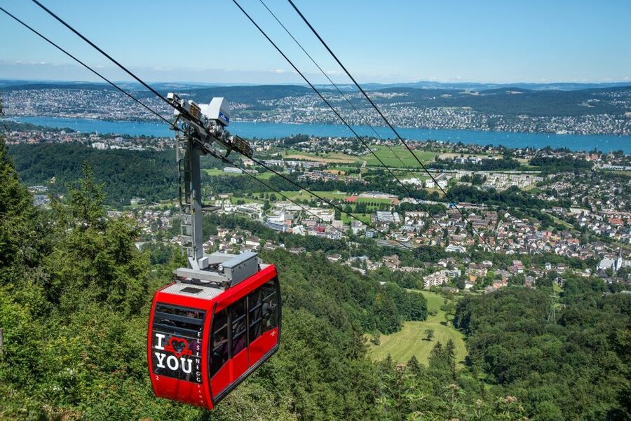 Zurich: Sunset Tour with Cheese Fondue - Lindt Home of Chocolate: shopping with the right kind of excitement